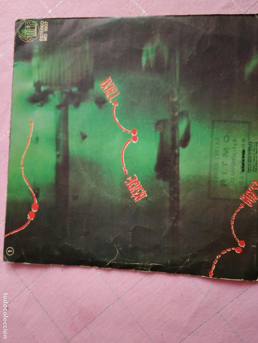 Discos de vinilo: Lene Lovich &lrm;&ndash; Bird Song ed espa&ntilde;ola 1979 - Foto 2