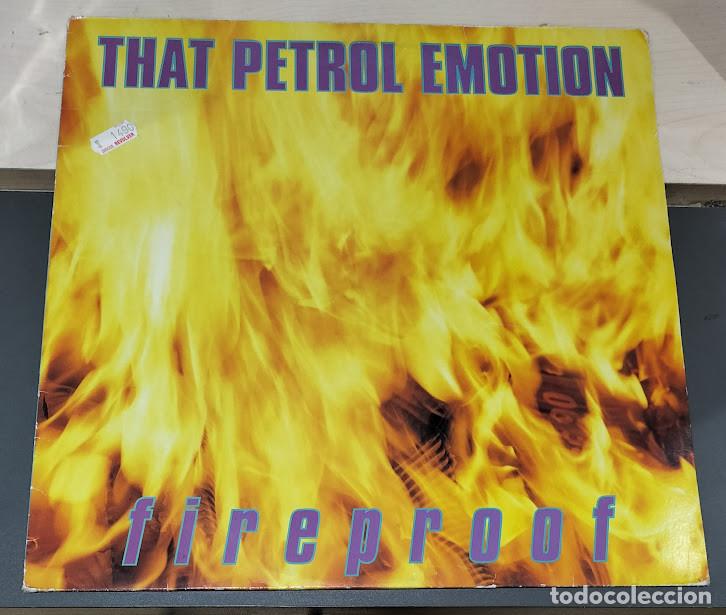 Discos de vinilo: That Petrol Emotion - Fireproof - LP Koogat ref. GAT 1 LP. Ed. UK 1993.