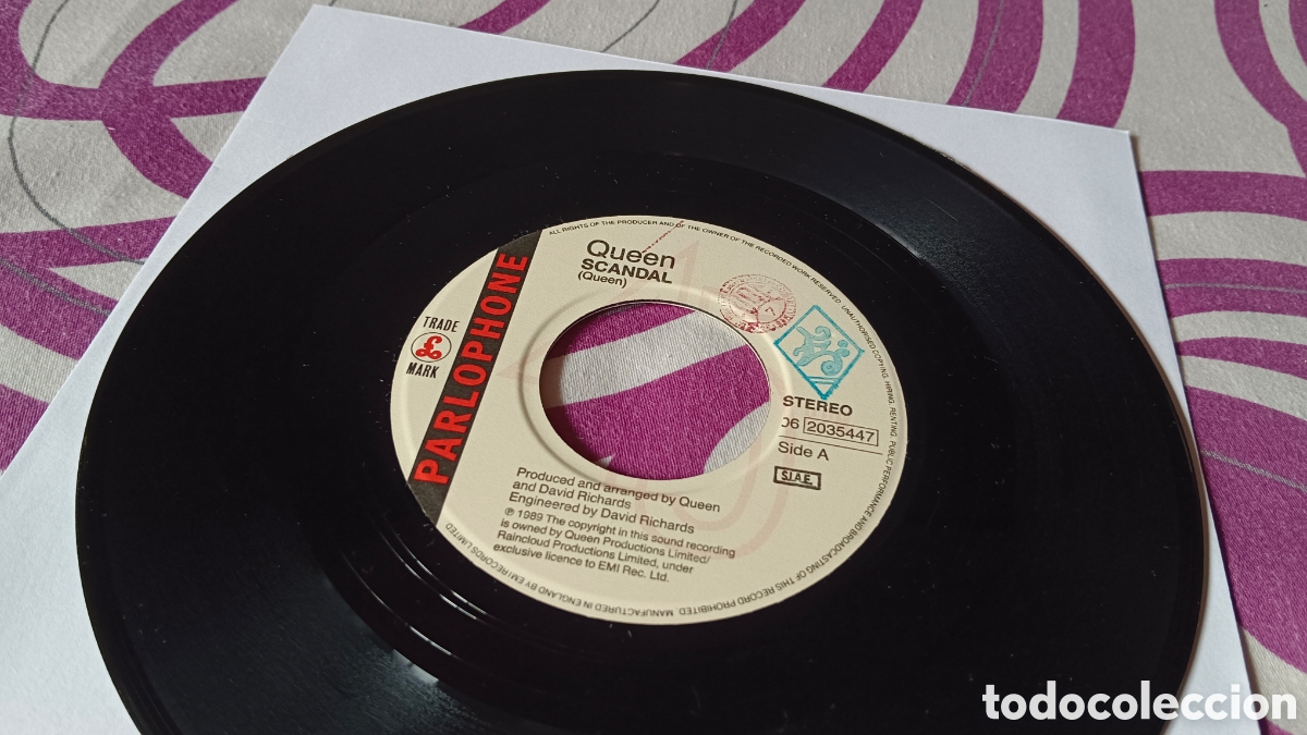 Discos de vinilo: Queen &ndash; Scandal 7&rdquo; Single - Foto 3