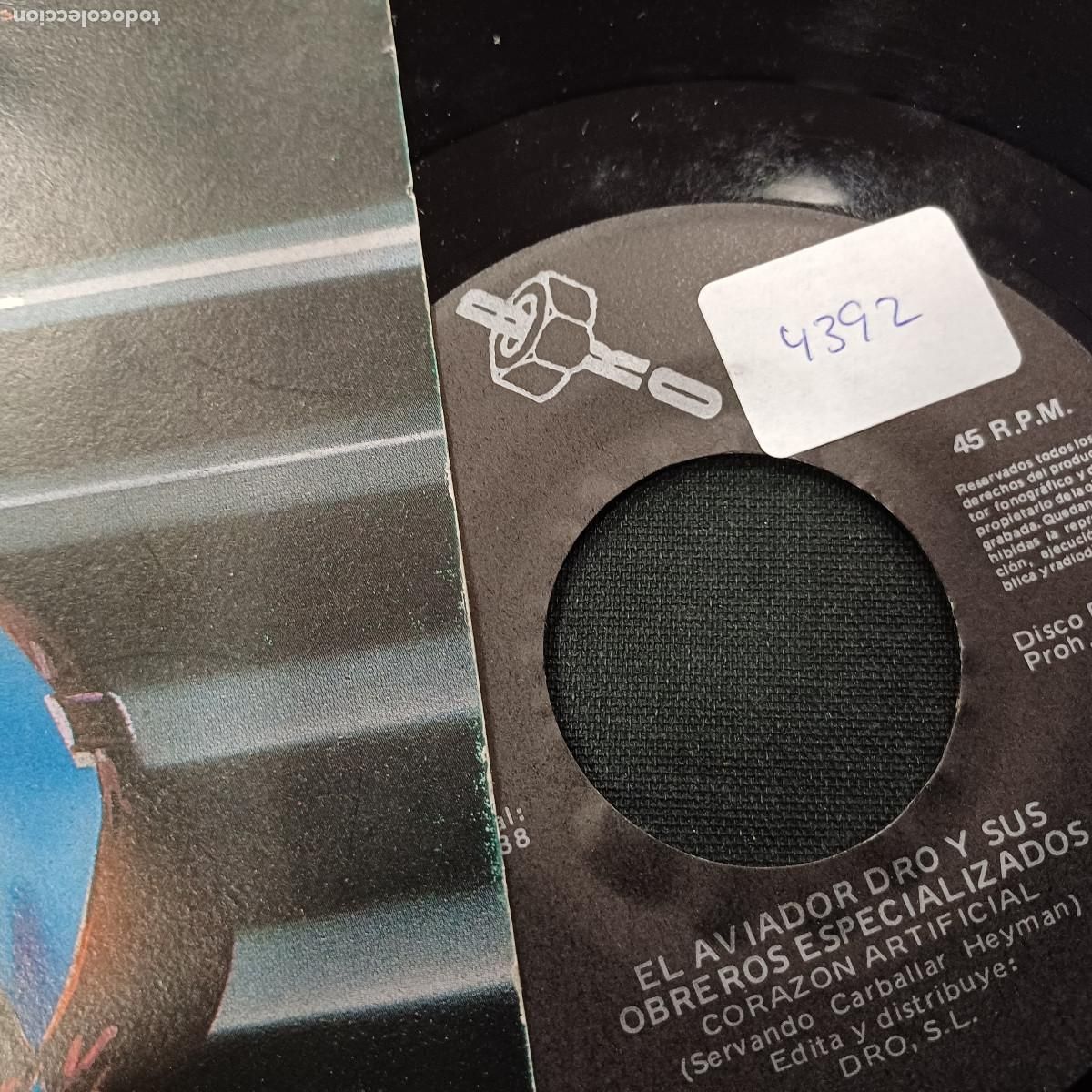 Discos de vinilo: AVIADOR DRO/CORAZON ARTIFICIAL/SINGLE PROMOCIONAL. - Foto 2