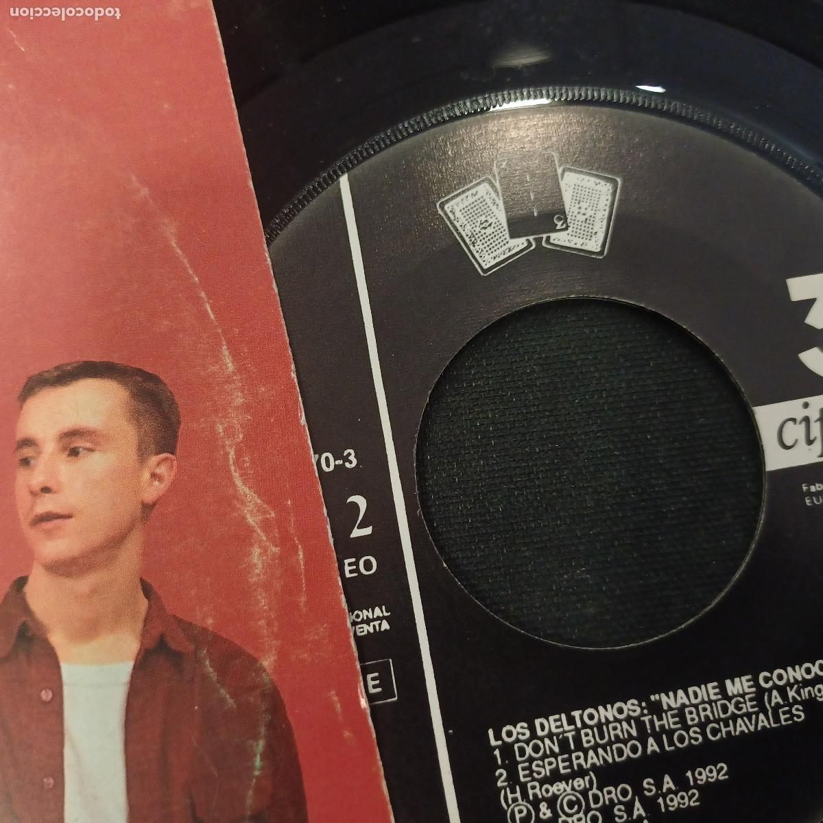 Discos de vinilo: LOS DEL TONOS/NADIE ME CONOCE/SINGLE. - Foto 2
