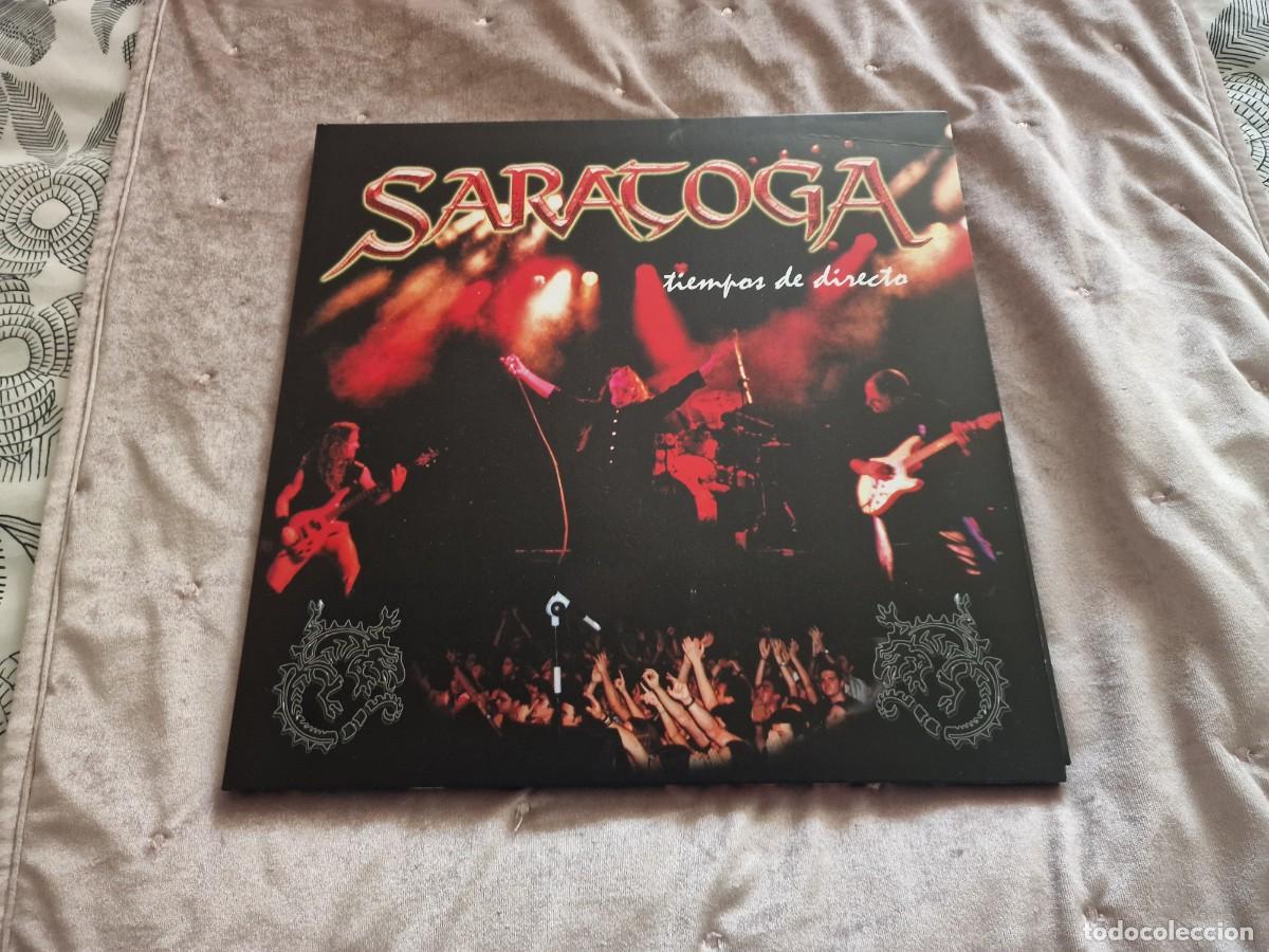 Discos de vinilo: SARATOGA TIEMPOS DE DIRECTOS DOUBLE COLOUR VINYL-2021 SPANISH METAL-