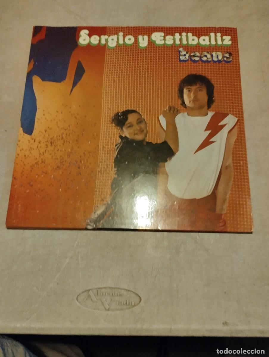 Discos de vinilo: SERGIO Y ESTIBALIZ LP BEANS INSERT LETRAS - Foto 1