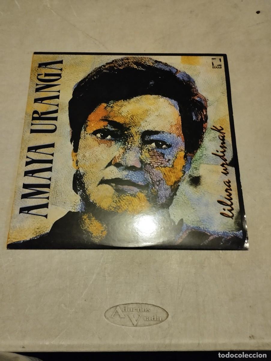 Discos de vinilo: AMAYA URANGA LP LILURA URDINAK LIBRETO LETRAS
