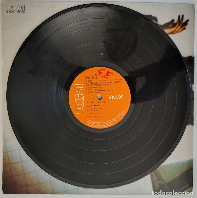 Discos de vinilo: David Bowie. Rise and fall of Ziggy Stardust & the Spiders of Mars. RCA, UK 1972 LP (SF 8287) leer