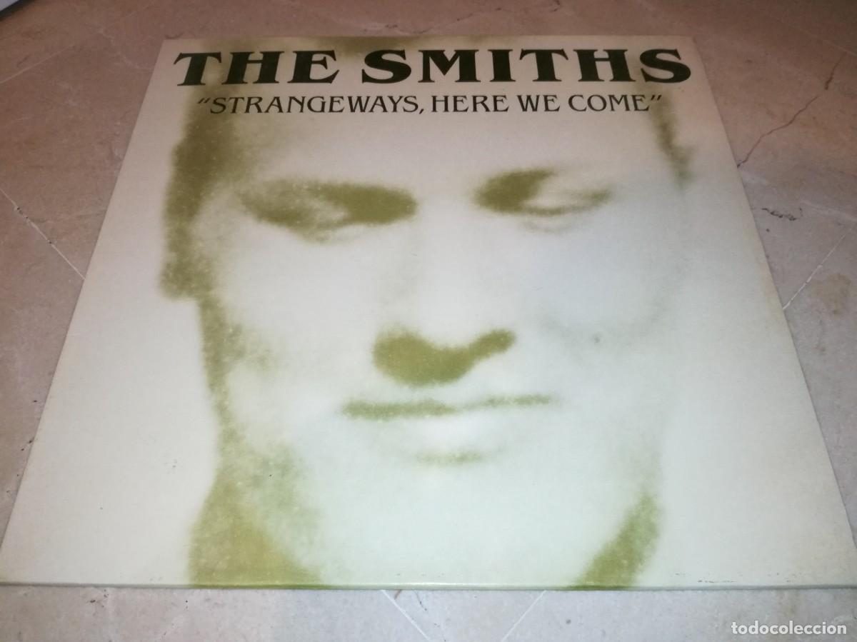Discos de vinilo: THE SMITHS-STRANGEWAYS, HERE WE COME-CONTIENE ENCARTE-ORIGINAL ESPA&Ntilde;OL 1987-EN MUY BUEN ESTADO