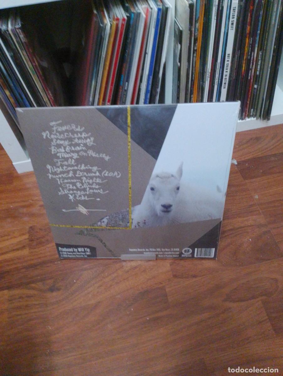 Discos de vinilo: young and heartless - stay away - Foto 3