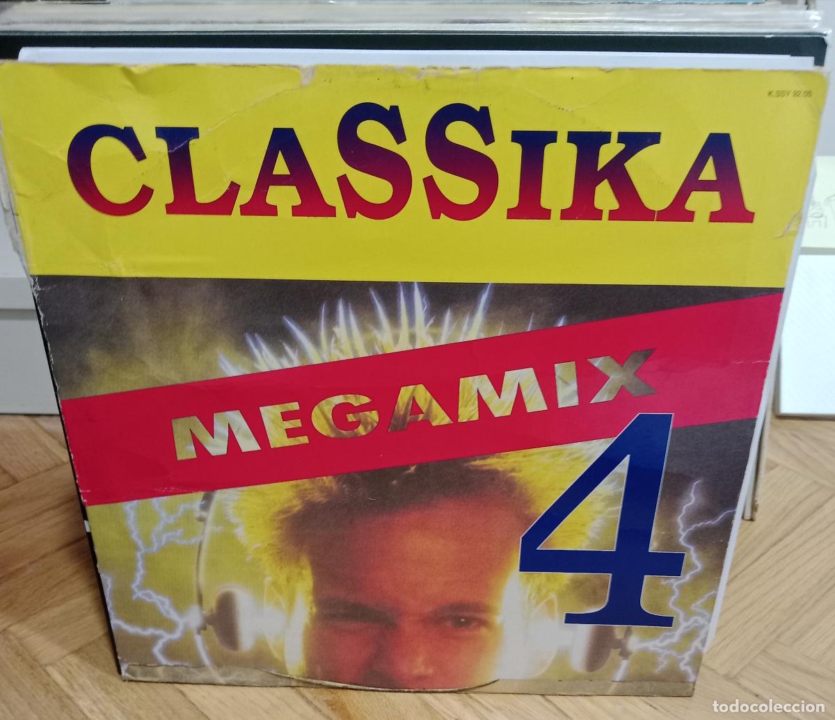 Discos de vinilo: Classika (2) - Megamix 4 (12&rdquo;, P/Mixed maxi) Italia 1993