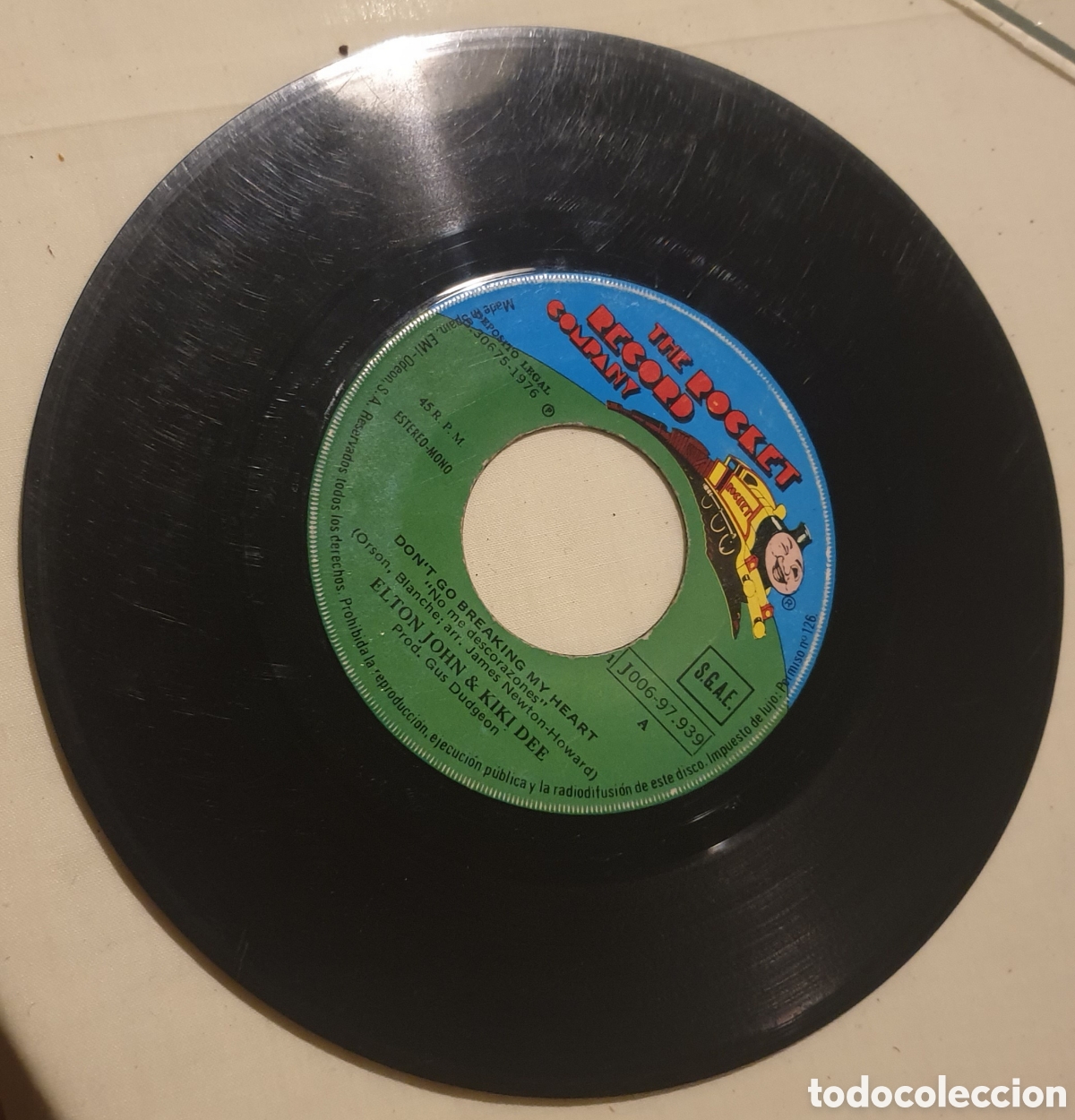 Discos de vinilo: ELTON JOHN & KIKI DEE Don't go breaking my heart/Snow Queen 7'' SINGLE 1976 Rocket ESPA&Ntilde;A SPAIN