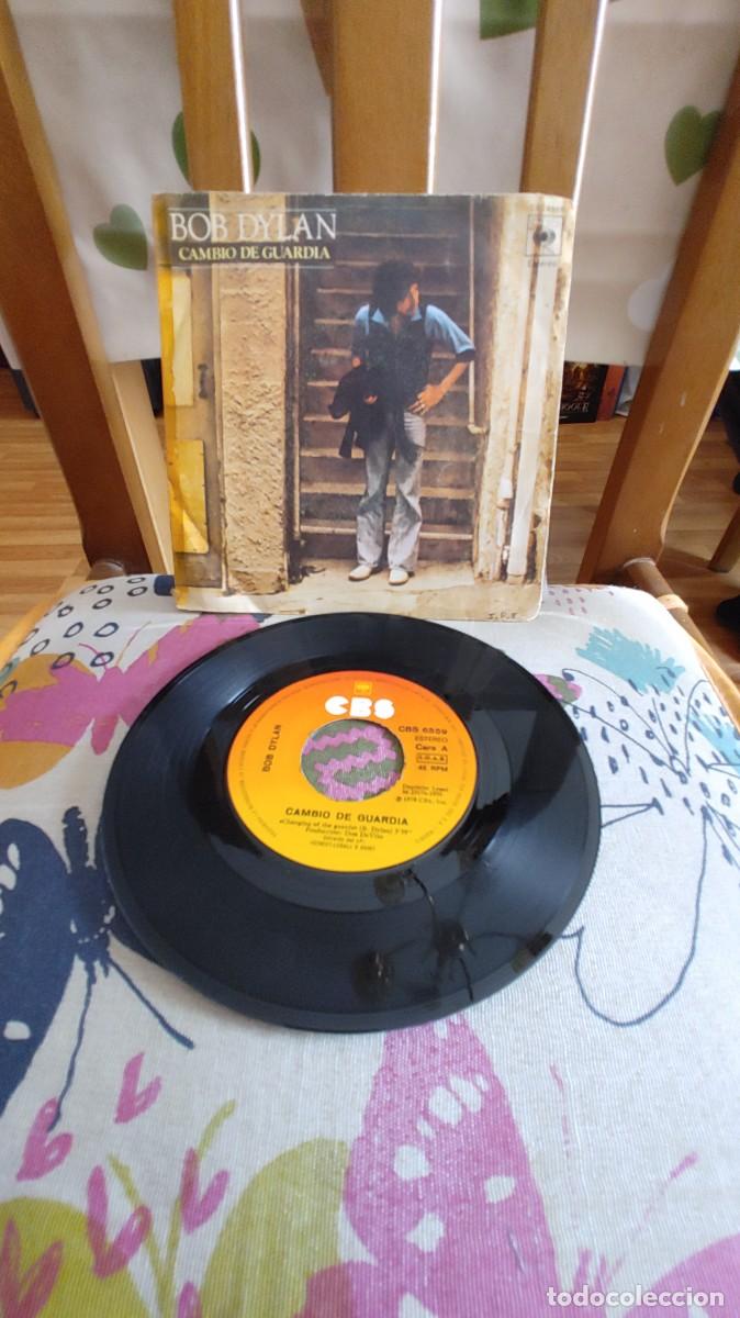 Discos de vinilo: BOB DYLAN-SINGLE CAMBIO DE GUARDIA - Foto 1