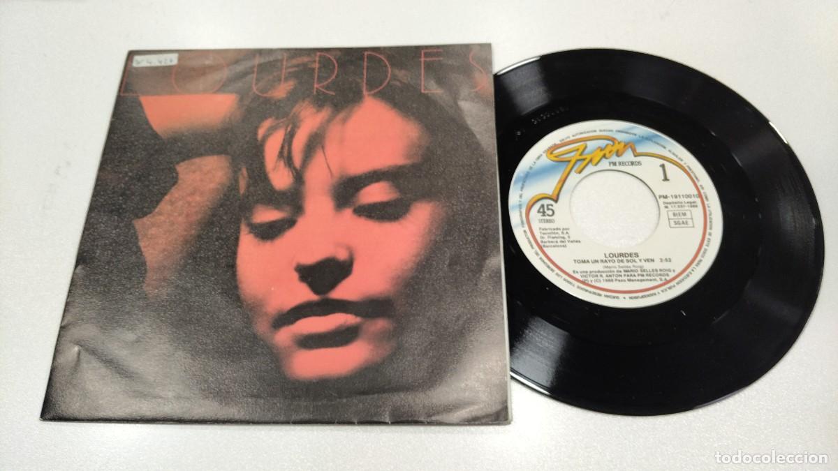 Discos de vinilo: SCO129- LOURDES TOMA UN RAYO DE SOL Y VEN - AMIGA - 7&rdquo;