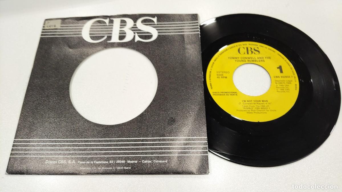 Discos de vinilo: SCO129-TOMMY CONWELL AND THE YOUNG RUMBLERS I&acute;N NOT YOUR MAN- 7&rdquo; PROMO