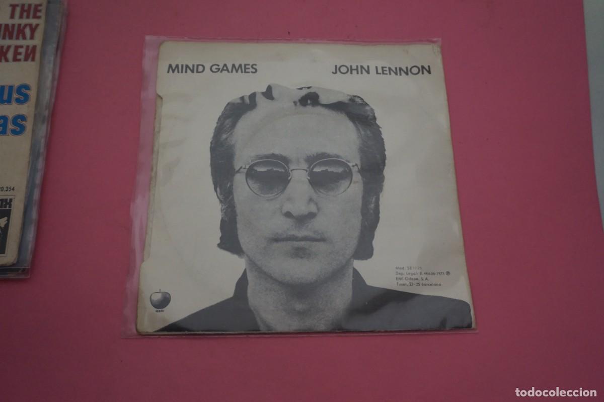 Discos de vinilo: VINILO SINGLE - JOHN LENNON - MIND GAMES - DISCO EN ESTADO EXCELENTE - Foto 3