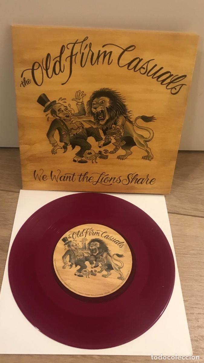 Discos de vinilo: THE OLD FIRM CASUALS WE WANT THE LIONS SHARE 7&rdquo; VINYL COLOR VIOLET 1/100 RANCID