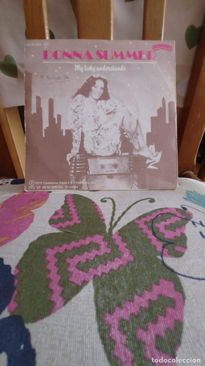 Discos de vinilo: DONNA SUMMER Y BARBRA STREISAND-SINGLE ENOUGH IS ENOUGH - Foto 2