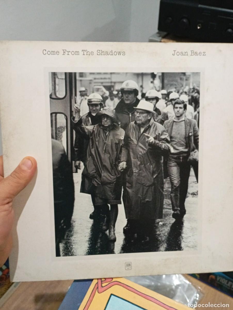 Discos de vinilo: LP JOAN BAEZ COME FRON THE SHADOWS VG++
