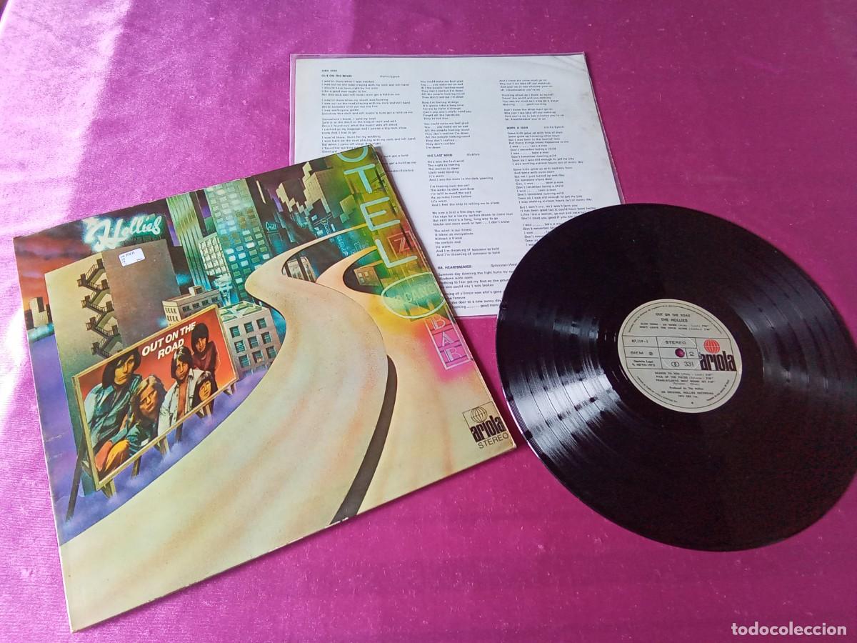 Discos de vinilo: HOLLIES OUT ON THE ROAD 1973 LP L32 4 1
