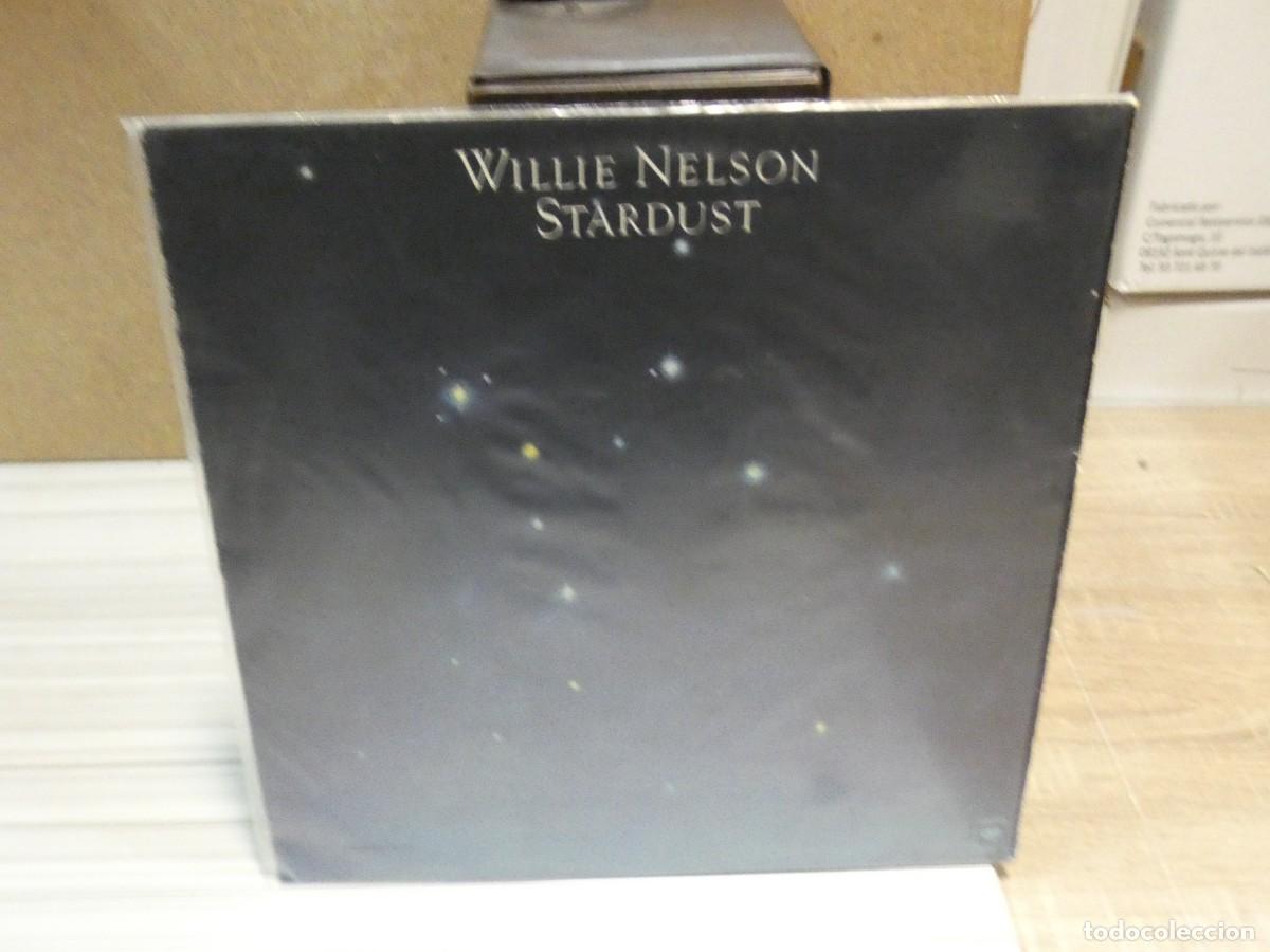 Discos de vinilo: PRMCPR ARKANSAS1980 CAJJ671 LEVE USO AUN CORRECTO WILLIE NELSON