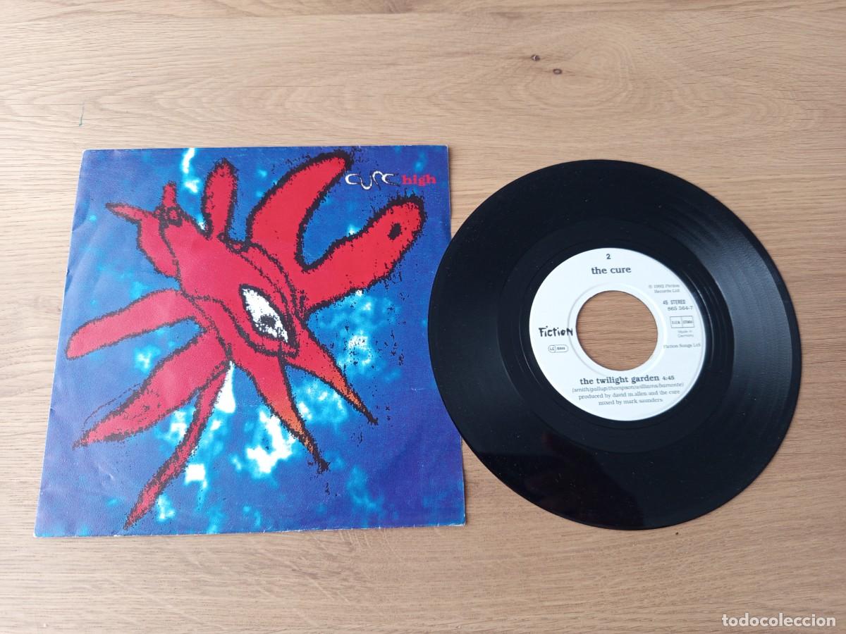 Discos de vinilo: JOYA SINGLE. THE CURE / HIGH / THE TWIKIGHT GARDEN / A&Ntilde;O 1992 / FICTION 865 564 7.
