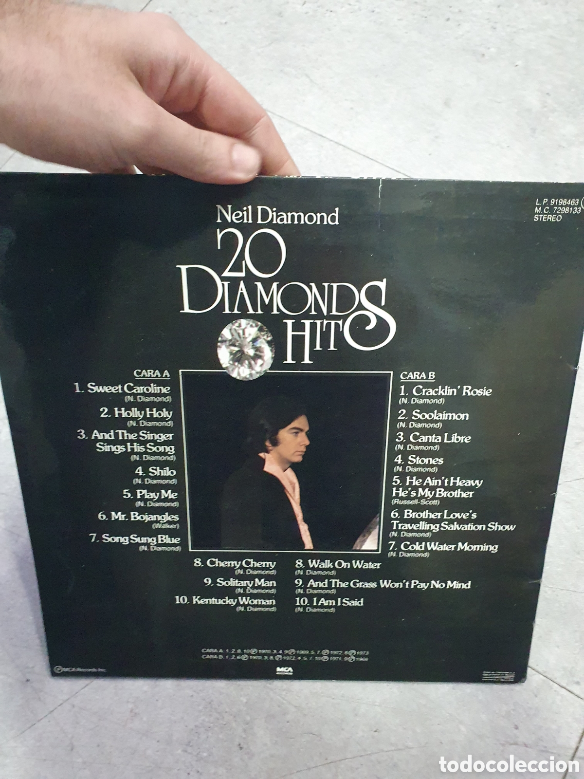 Discos de vinilo: LP. Neil Diamond. 20 diamonds Hits. - Foto 2