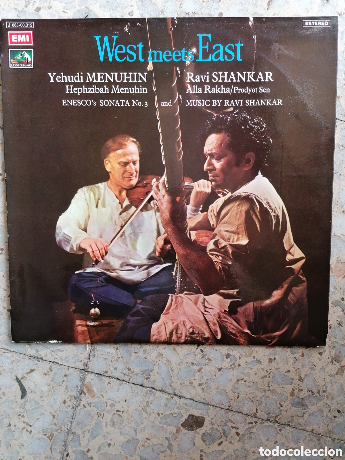 Discos de vinilo: LP WEST MEETS EAST RAVI SHANKAR YEHUDI MENUHIN 1970EDICION ESPA&Ntilde;OLA