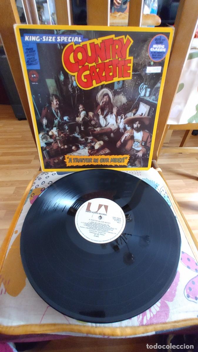 Discos de vinilo: COUNTRY GAZETTE-LP A TRAITOR IN OUR MIDST-GATEFOLD
