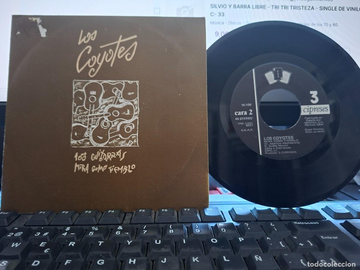 Discos de vinilo: LOS COYOTES - 100 GUITARRAS / MIRA COMO TIEMBLO - SINGLE DE VINILO - C- 33