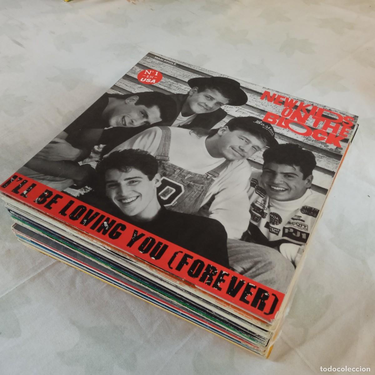 Discos de vinilo: Lote de 30 Maxi singles discos de vinilo. A&ntilde;os 80 y 90. NKOTB, CC Catch, Rick Astley, Guru Josh