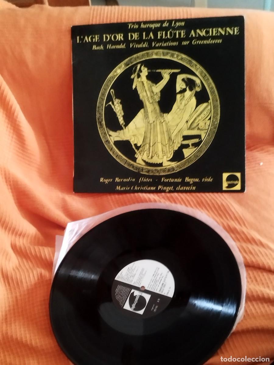 Discos de vinilo: M&uacute;sica barroca del Trio baroque de Lyon titulada &rdquo;L'&acirc;ge d'or de la fl&ucirc;te ancienne&rdquo;. Vinilo lp.
