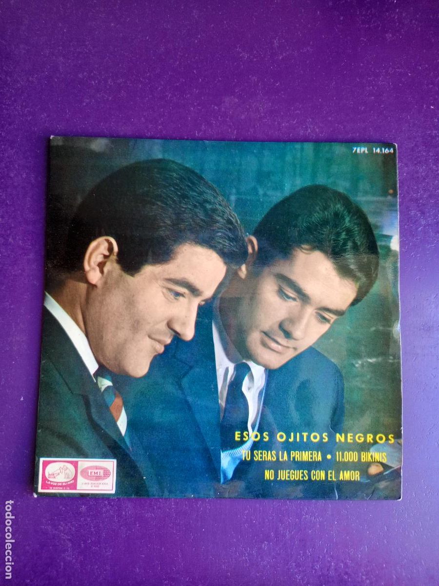 Discos de vinilo: D&Uacute;O DIN&Aacute;MICO &lrm;&ndash; ESOS OJITOS NEGROS - 11000 BIKINIS +2 EP VOZ DE SU AMO 1965- CON USO - ROCK TWIST