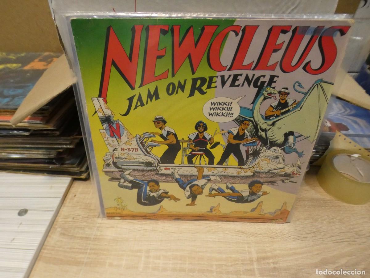 Discos de vinilo: ARKANSAS1980 BOXX718 VINILO MUSICA NEGRA LEVES SE&Ntilde;ALES DE USO NEWCLEUS