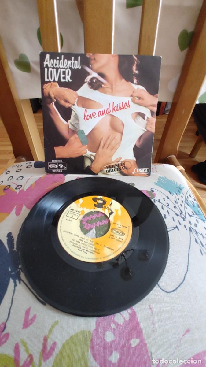 Discos de vinilo: LOVE AND KISSES-SINGLE ACCIDENTAL LOVER