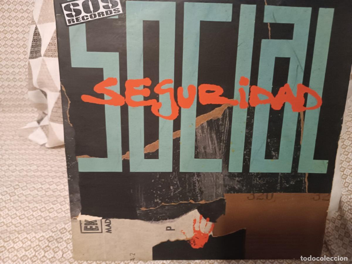 Discos de vinilo: Seguridad Social Vino Tabaco y Caramelos