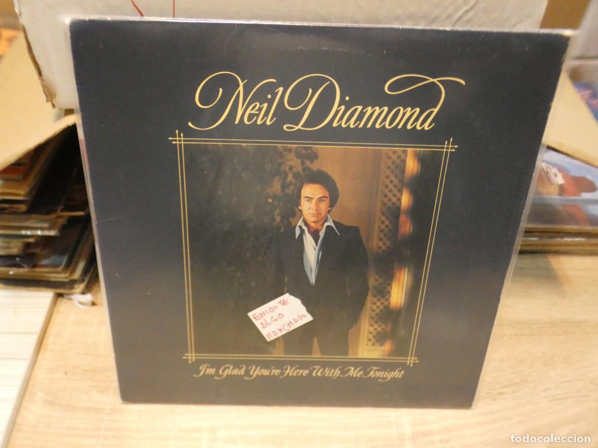 Discos de vinilo: ARKANSAS1980 CAJJ712 VINILO LEVES SE&Ntilde;ALES DE USO NEIL DIAMOND ENCARTE ALGO MANCHADO