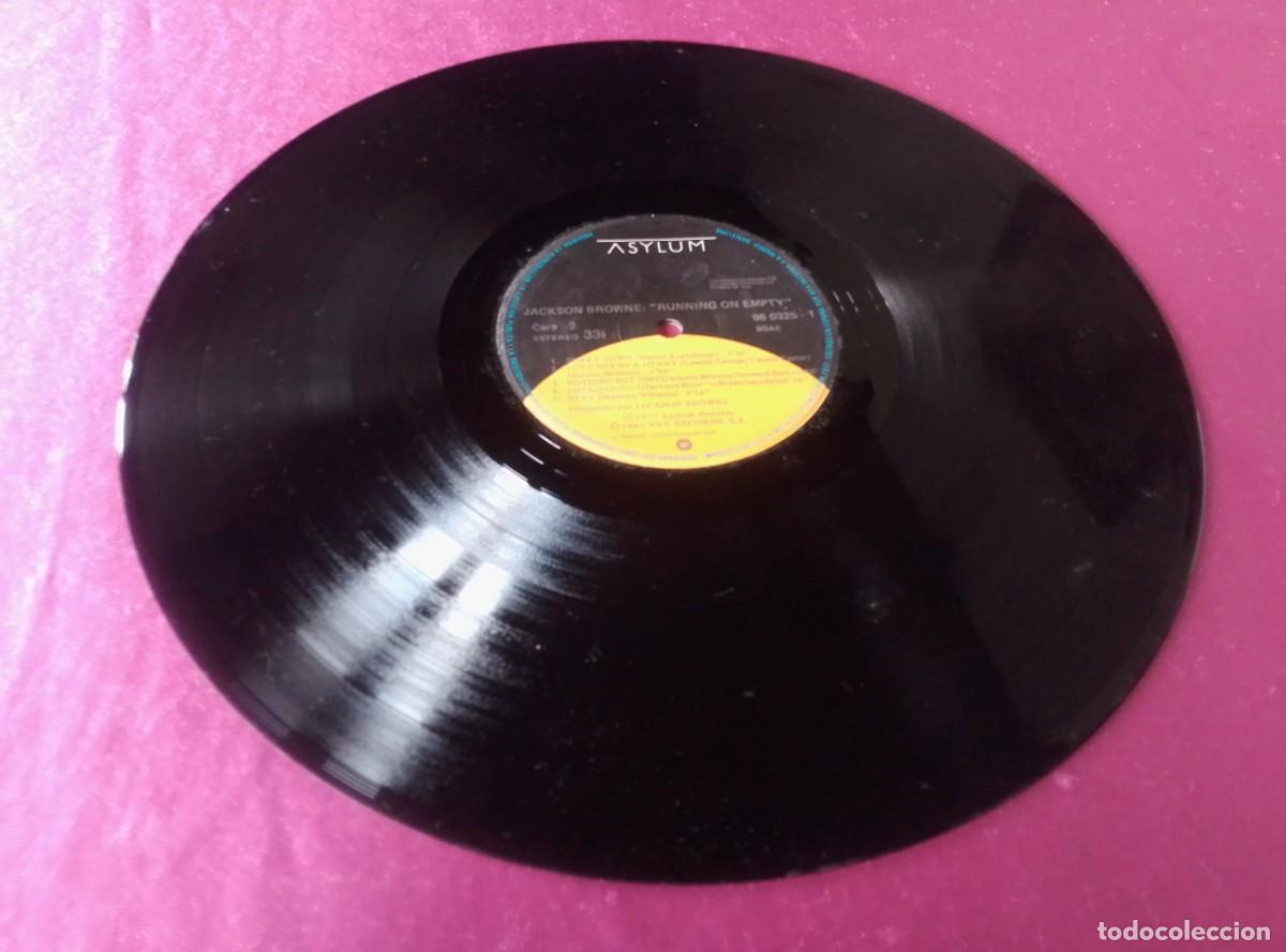 Discos de vinilo: JACKSON BROWNE RUNNING ON EMPTY 1977LP L32 4 2 - Foto 2