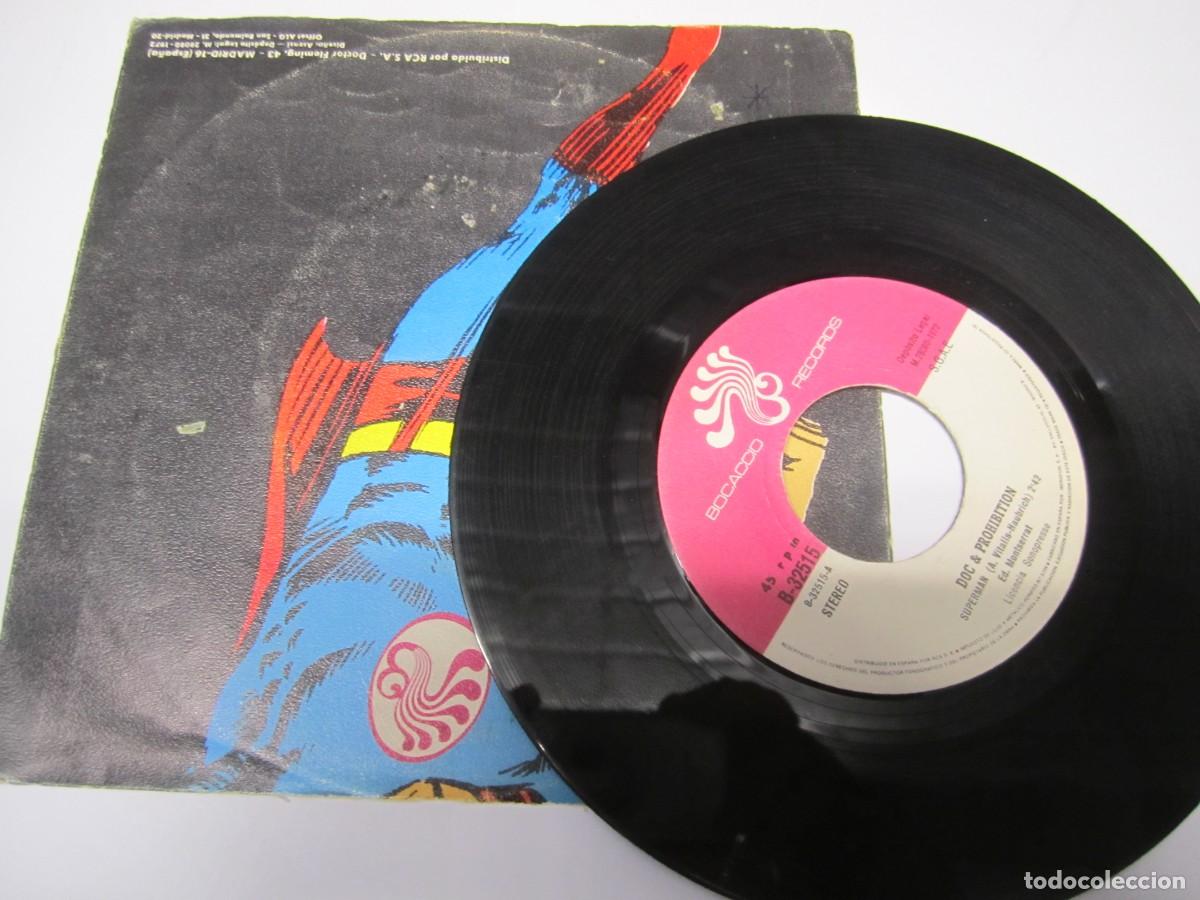 Discos de vinilo: disco vinilo single doc & prohibition superman - Foto 2