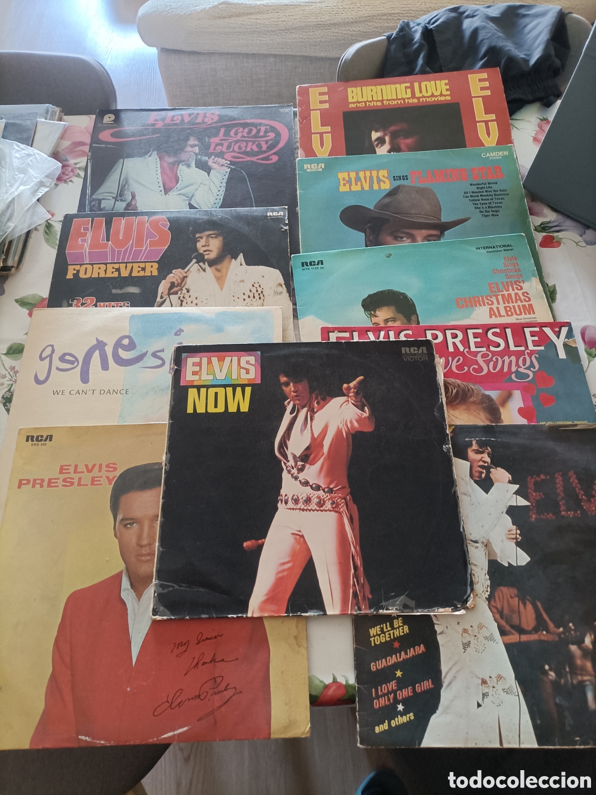 Vinyl records: LOTE 10 LP,9 Elvis Presley 1 G&eacute;nesis,EN MAL ESTADO