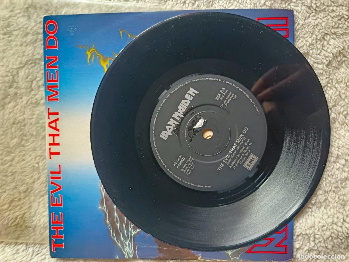 Discos de vinilo: IRON MAIDEN - The Evil that Men do. Vinilo 7p. - Foto 7
