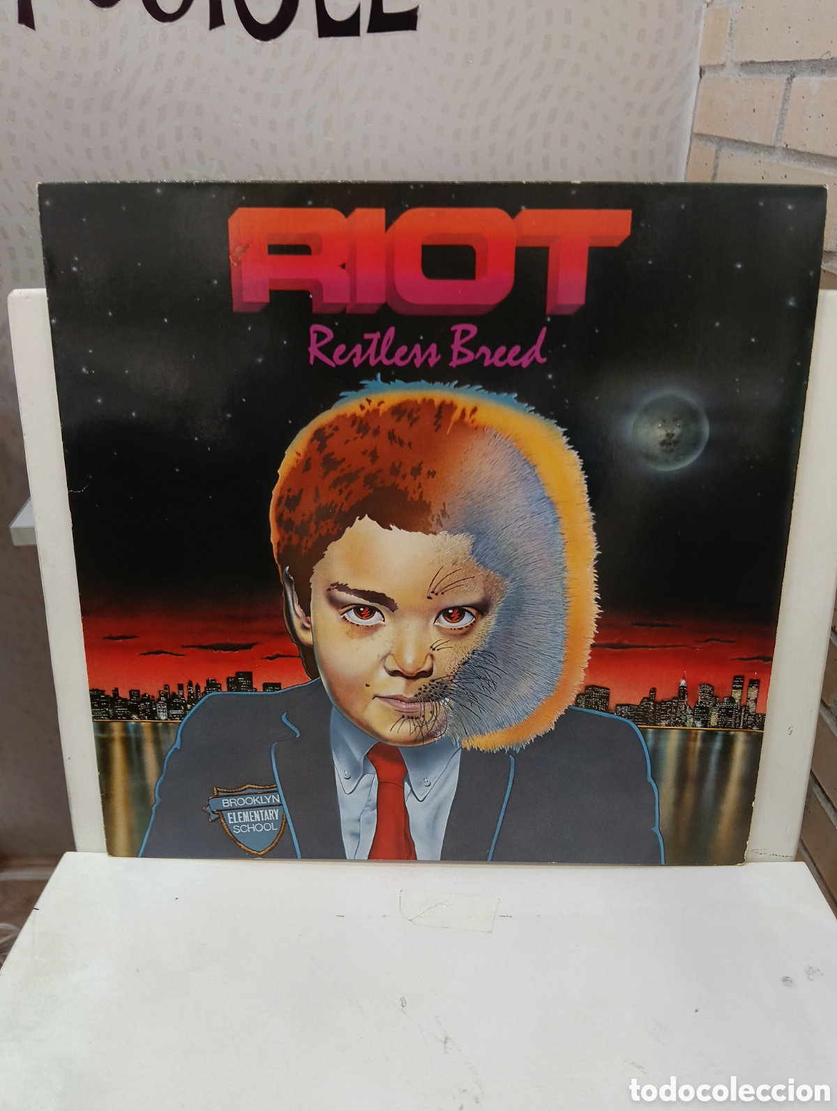 Discos de vinilo: Riot. &rdquo; Restless Breed &rdquo;. Primera Edici&oacute;n Alemana. 1982. Elektra