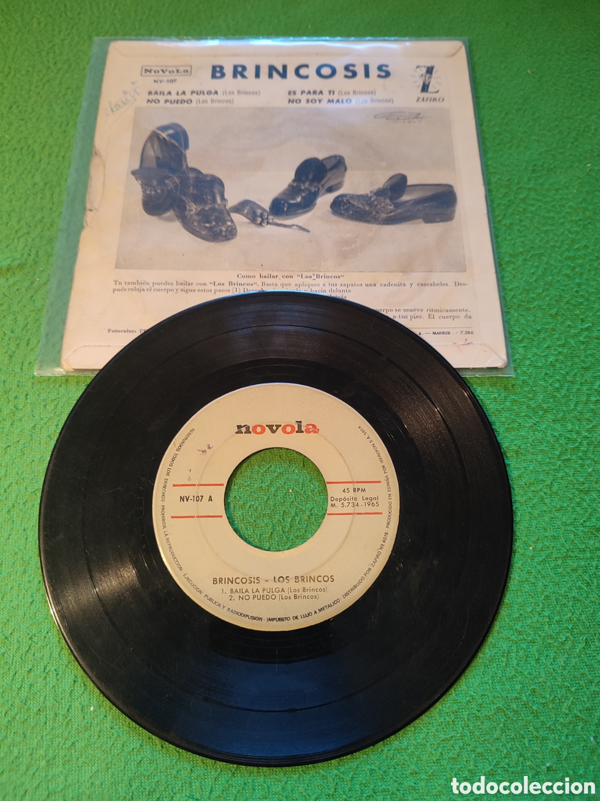 Discos de vinilo: Los Brincos - Baila la pulga + 3 - Foto 2