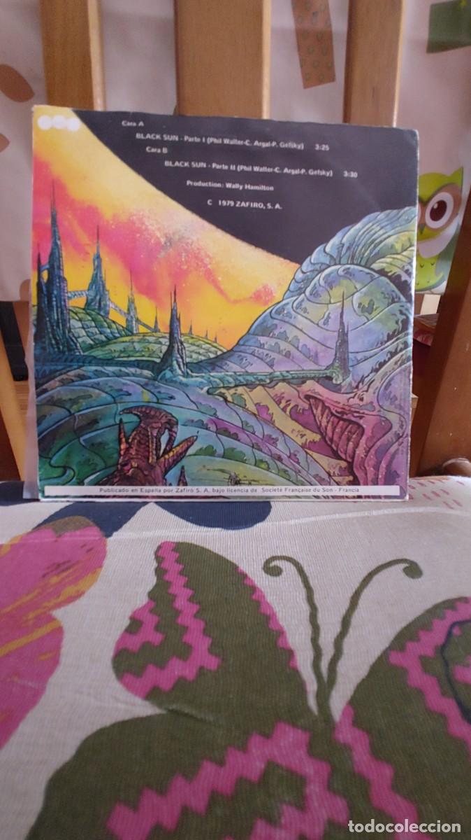 Discos de vinilo: BLACK SUN-SINGLE BLACK SUN - Foto 2