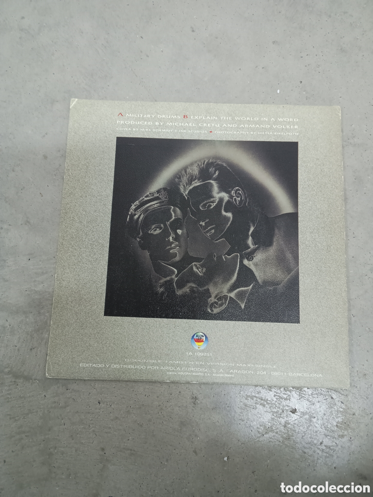 Discos de vinilo: SINGLE - HUBERT KAH - MILITARY DRUMS - 1987 - Foto 2