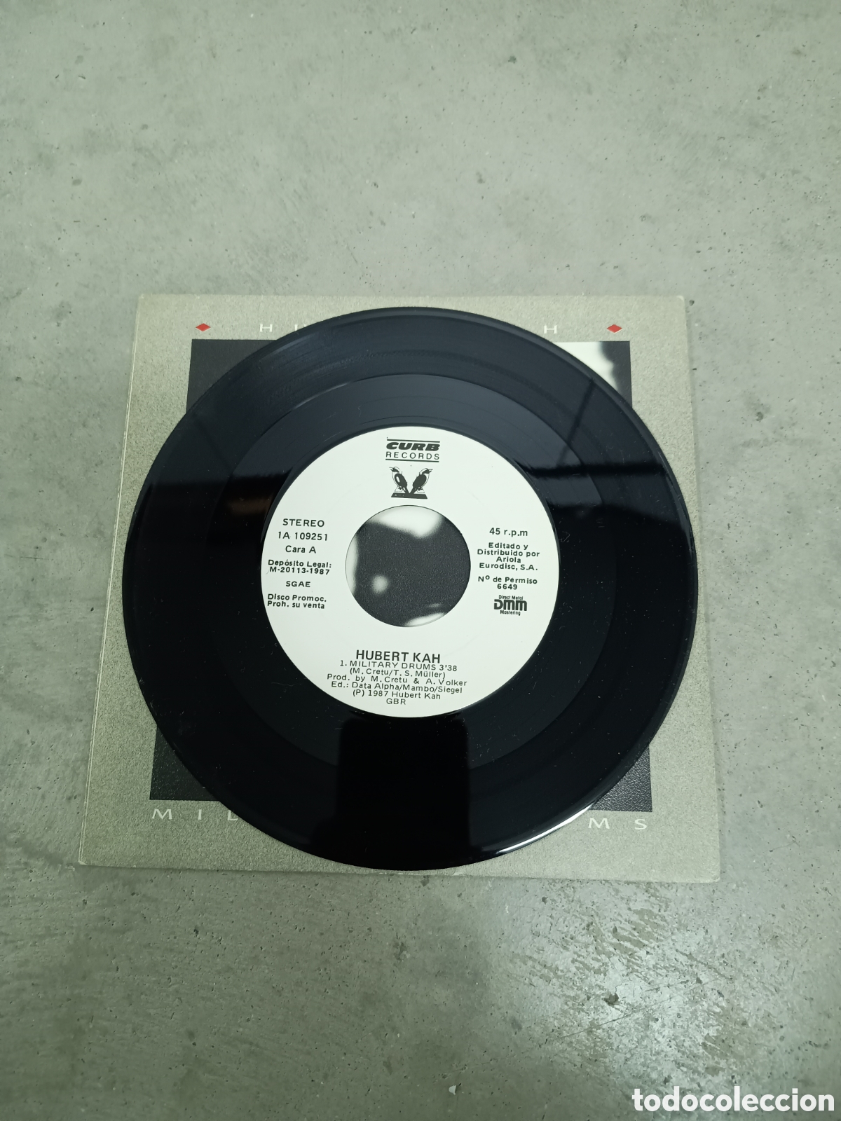 Discos de vinilo: SINGLE - HUBERT KAH - MILITARY DRUMS - 1987 - Foto 3