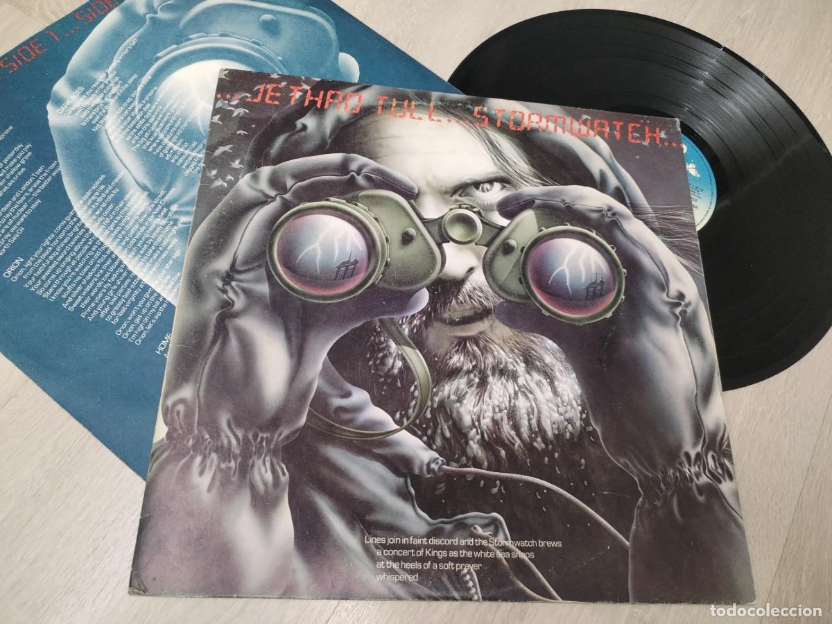 Discos de vinilo: ..JETHRO TULL .. STORMWATCH .. LP DE CHRYSALIS - CON LETRAS ...1&ordf; EDICION 1979 - ESPA&Ntilde;OL