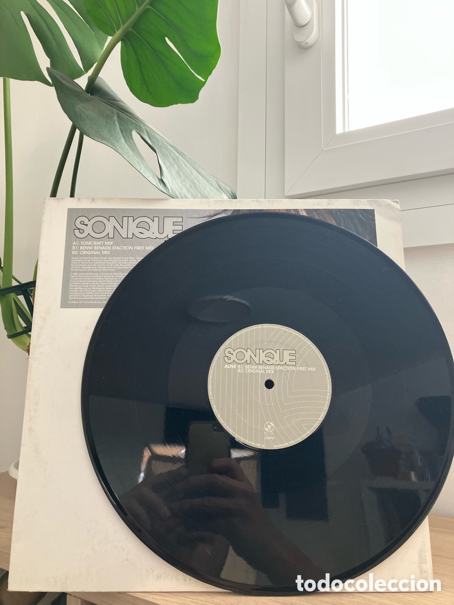 Discos de vinilo: Sonique - Alive 12&rdquo; Original + Remixes - Foto 4
