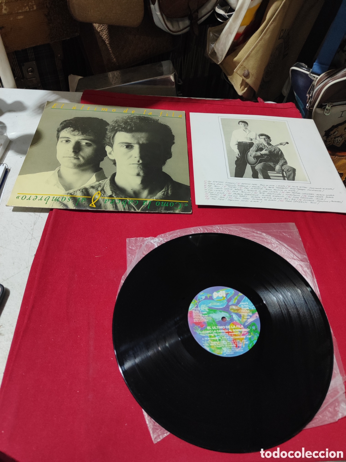 Discos de vinilo: El &uacute;ltimo de la fila Como la cabeza al sombrero