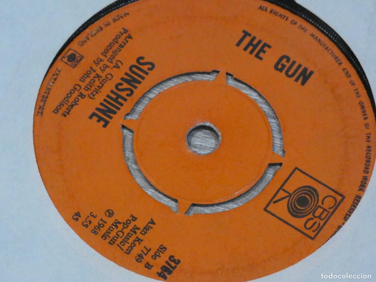 Disques de vinyle: ARKANSAS1980 LOTT708 VINILO 7 PULGADAS PROCEDE UK A&Ntilde;OS 60 ESTADO CORRECTO - THE GUN