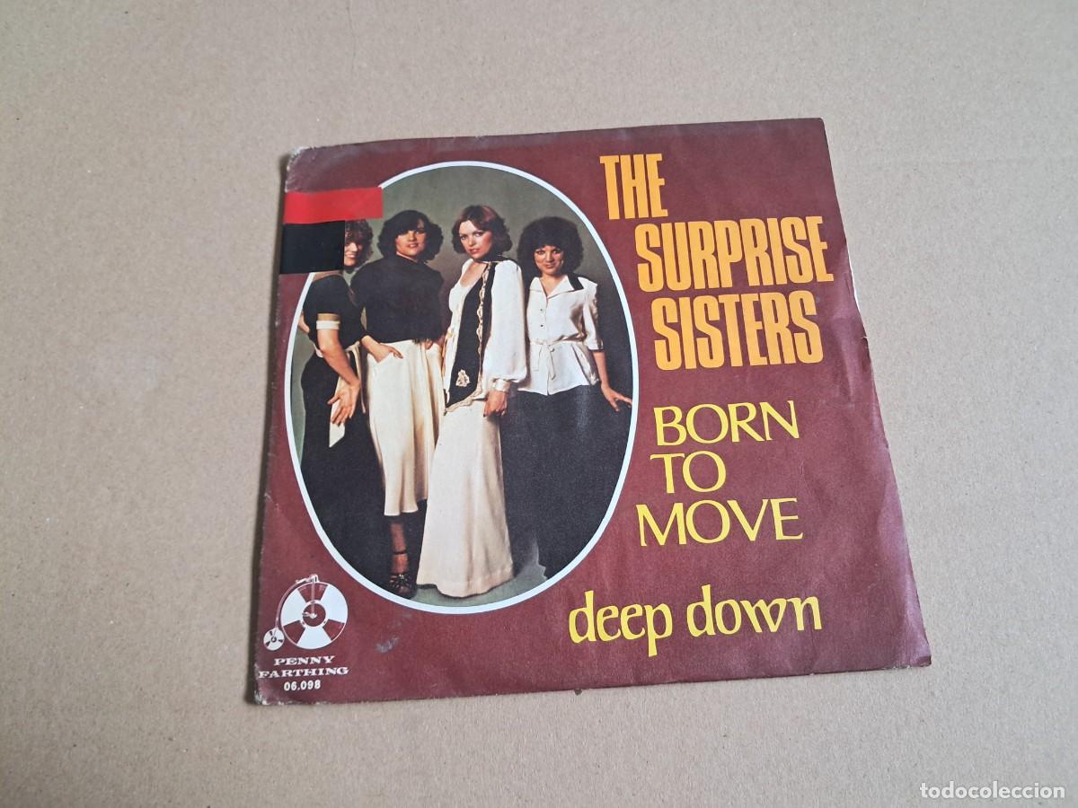 Discos de vinilo: THE SURPRISE SISTERS - BORN TO MOVE SINGLE 1975 EDICION ESPA&Ntilde;OLA