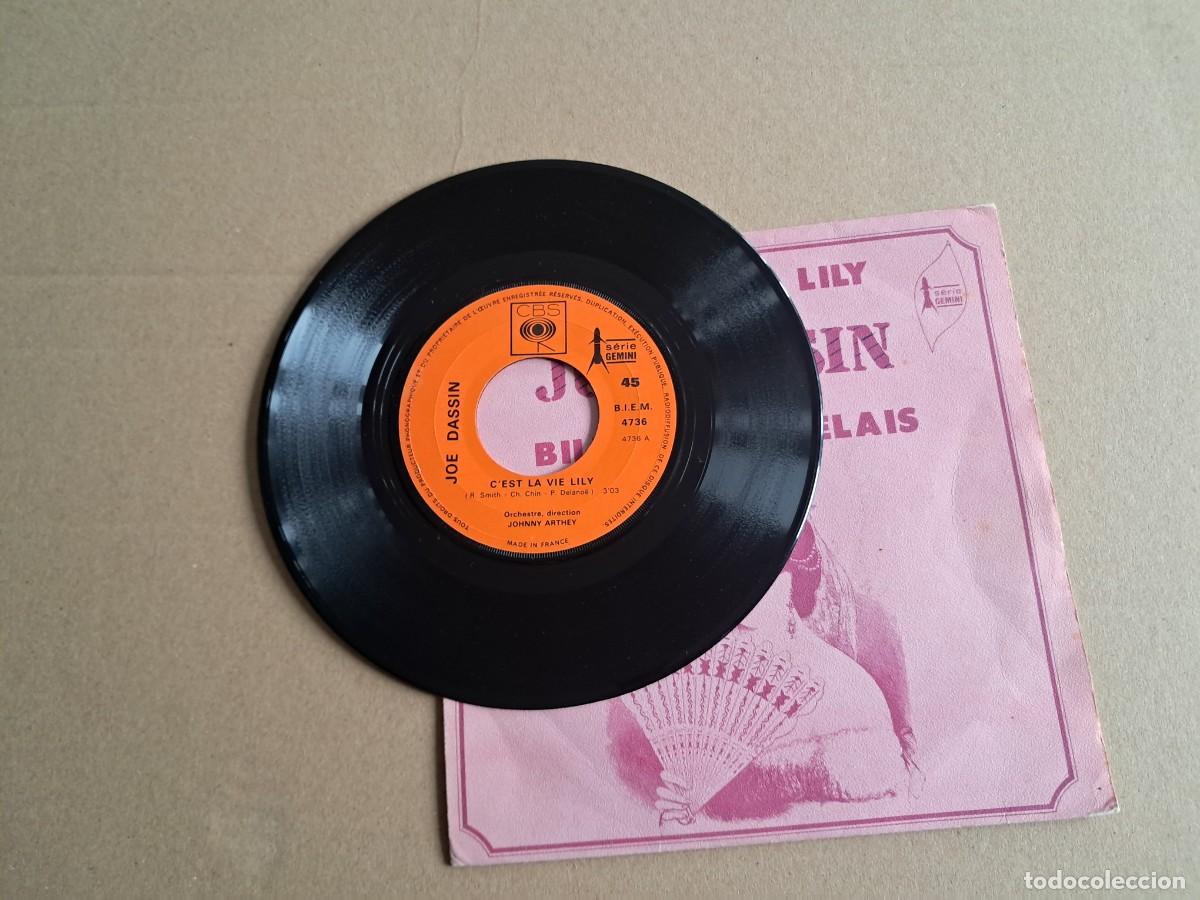 Discos de vinilo: JOE DASSIN - C&acute;EST LA VIE LILY SINGLE EDICION FRANCIA - Foto 2