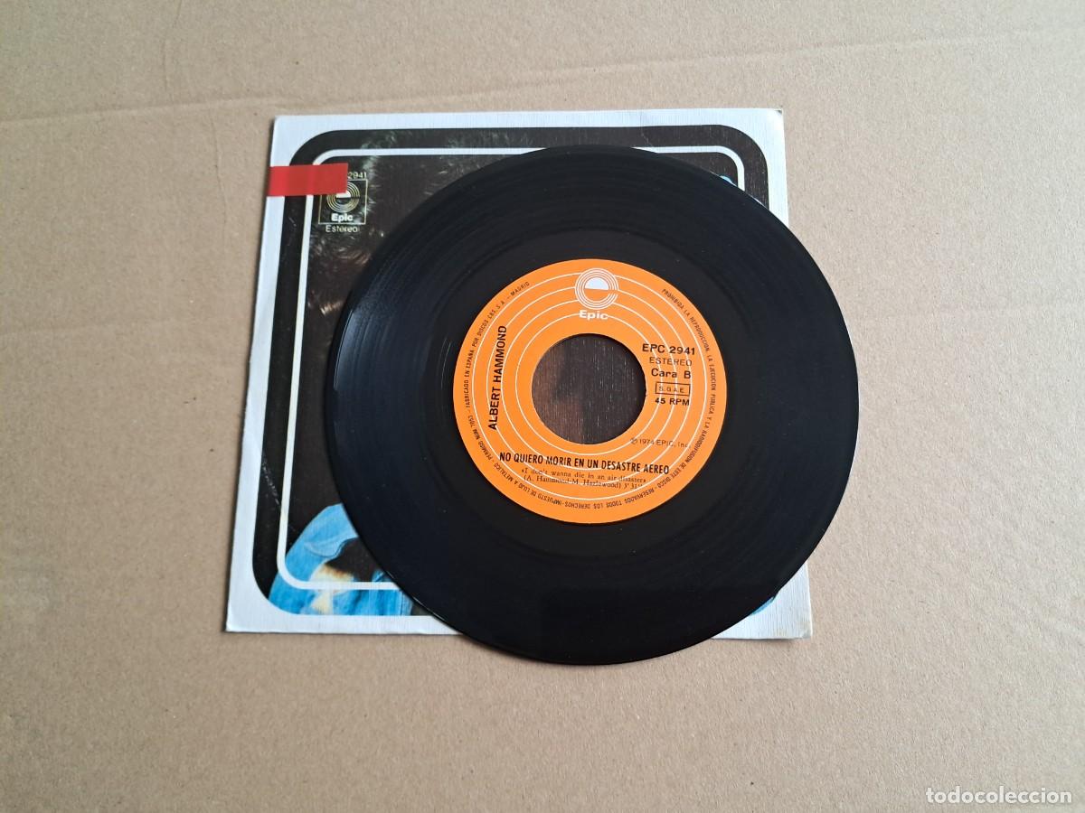 Discos de vinilo: ALBERT HAMMOND - NECESITO PODER RESPIRAR SINGLE 1974 EDICION ESPA&Ntilde;OLA - Foto 2
